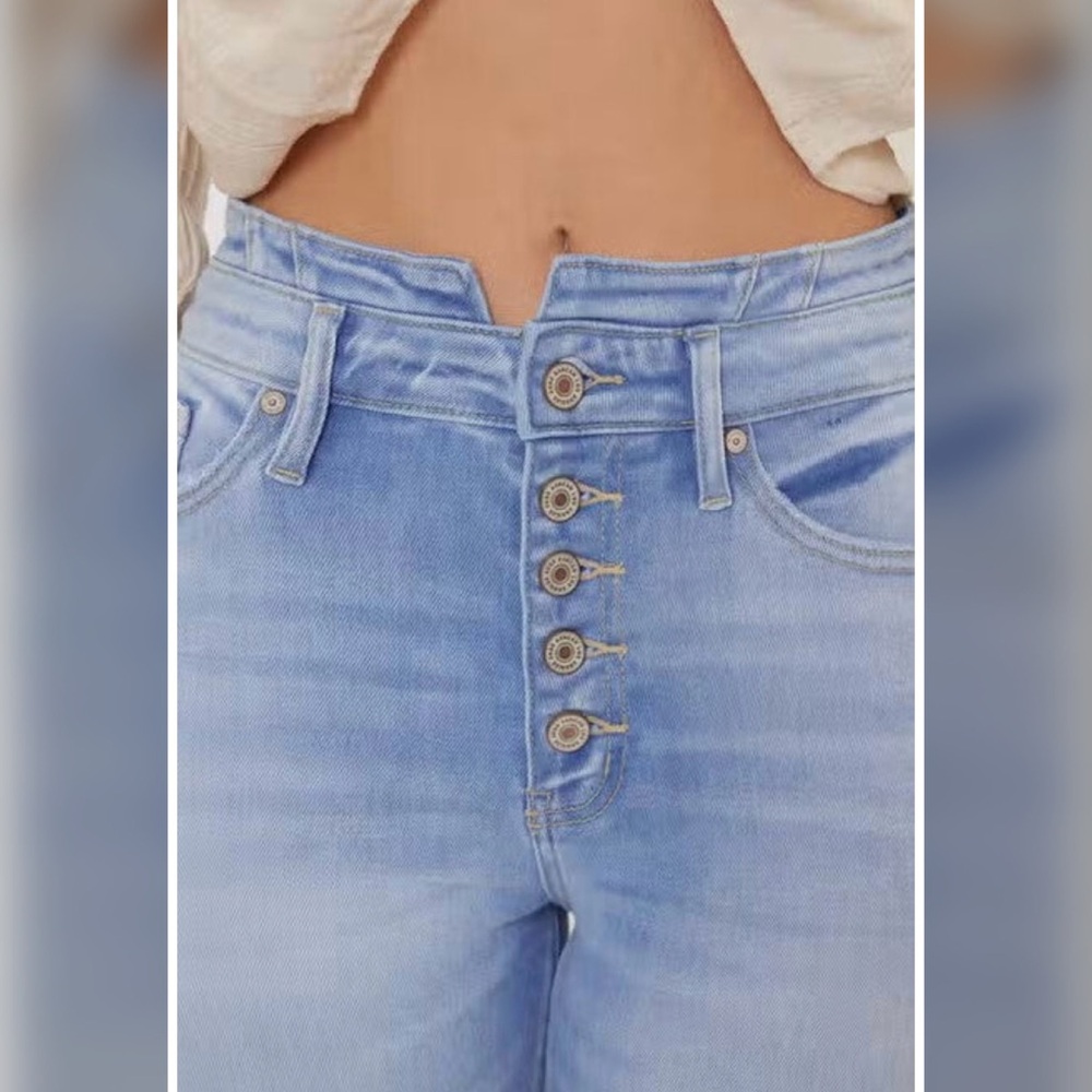 KanCan High-Rise “Curvy” Flare Jeans - Picture 4 of 8
